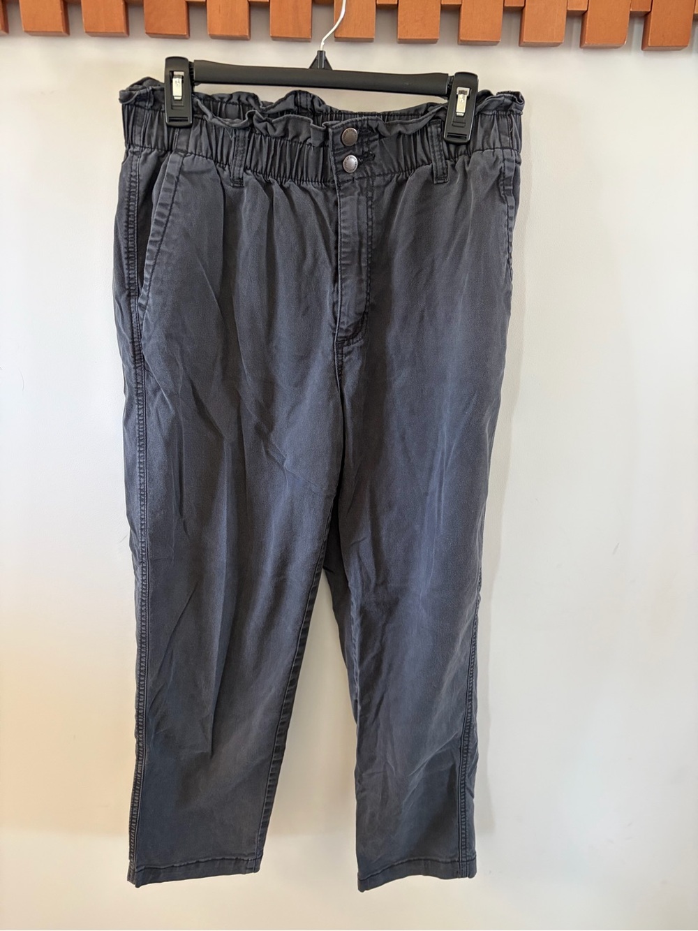 Universal Thread Charcoal Gray Paperbag Waist Pants